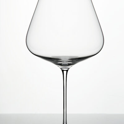 Zalto Burgundy glass, perfekt for komplekse røde viner, bred bunn